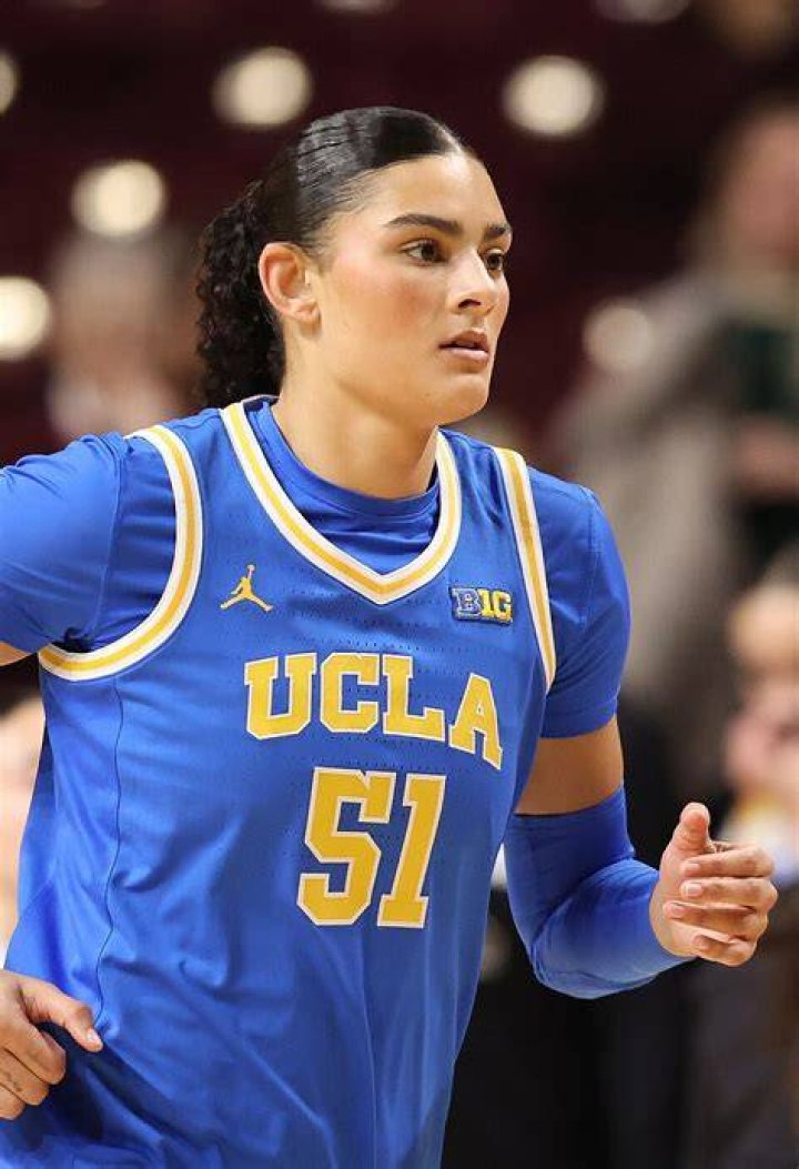 ExNo. 1 recruit Lauren Betts enters transfer portal after 1st season