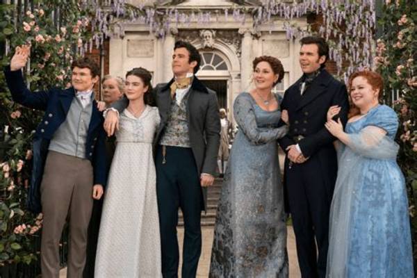 Fans Are Really Enjoying 'Bridgerton' Season 2 — These Are Their Thirstiest Tweets So Far