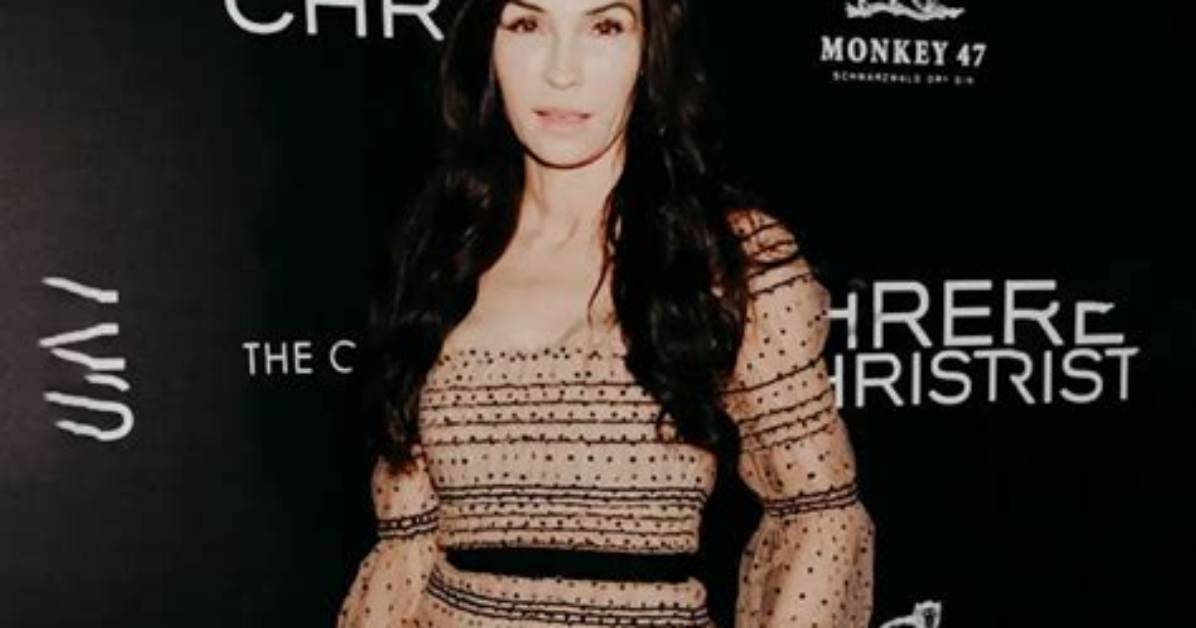 Fans Speculate Famke Janssen’s Possible Plastic Surgery Despite Her Silence