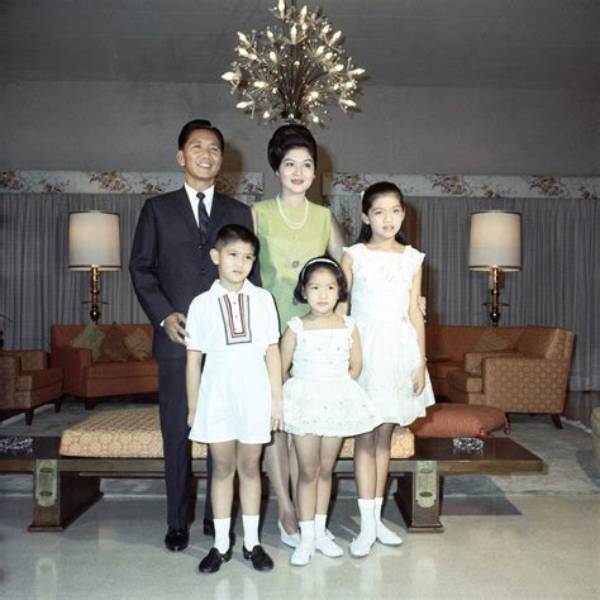 Ferdinand Marcos Net Worth