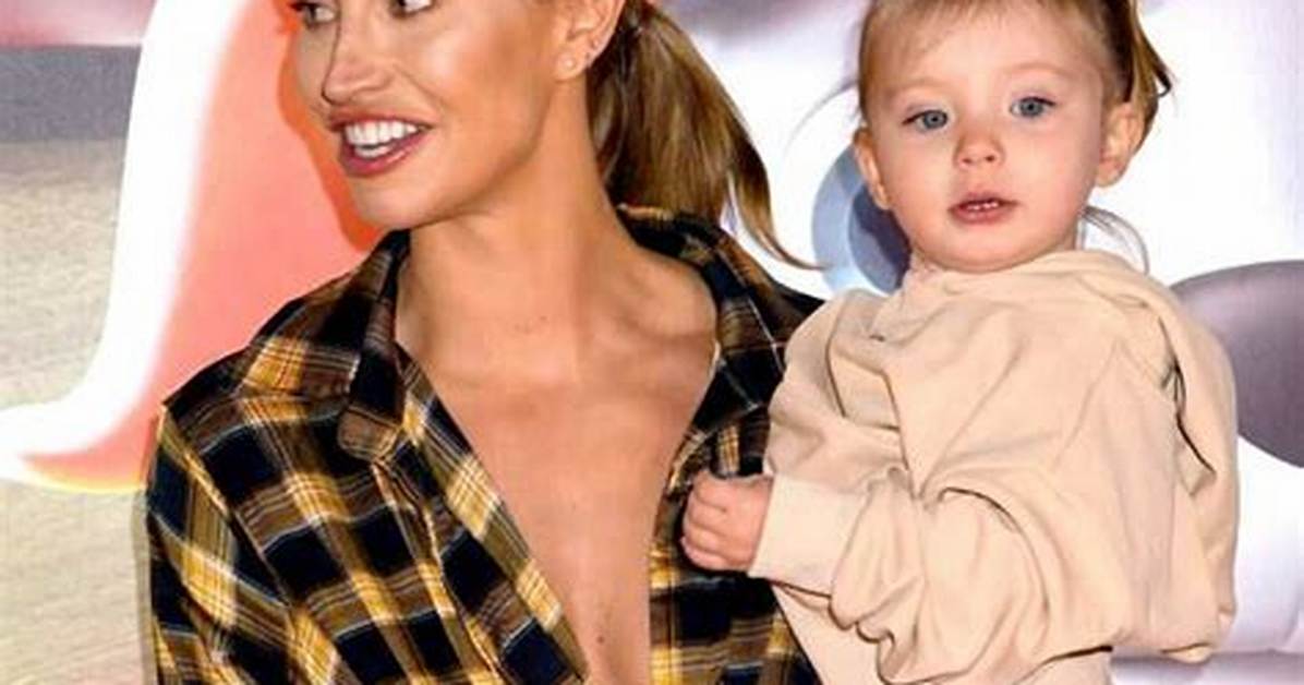 Ferne Mccann Biography: Age, Sister, Baby, Net Worth, Boyfriend