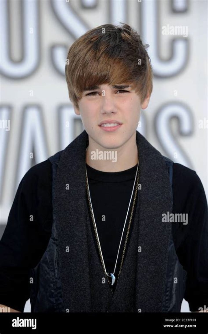 FileJustin Bieber 2010.jpg
