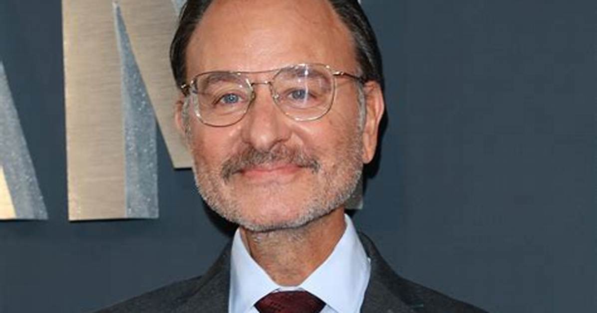 Fisher Stevens Net Worth – How Much Is Fisher Stevens Worth?