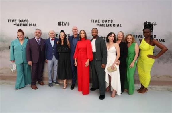 'Five Days at Memorial' Cast and Crew on the Events Behind the Apple Tv Plus Series (Exclusive)