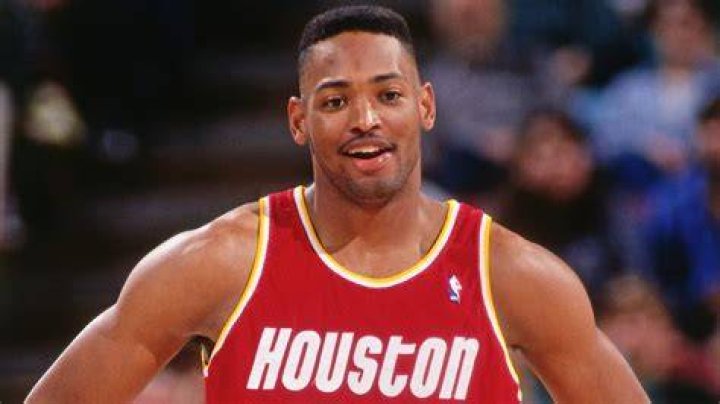 Former NBA Star Robert Horry Marries Fiancée Candice Madrid in 'Classic