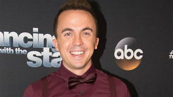 Frankie Muniz Health Update: Migraine Auras Illness