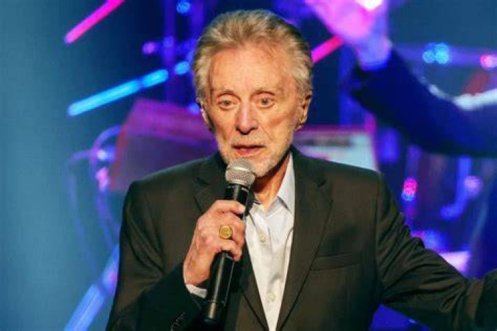 Frankie Valli Net Worth How Rich is The Famous Singer Now? OtakuKart