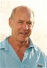 Geoffrey Lewis Net Worth – How Much Is Geoffrey Lewis Worth?