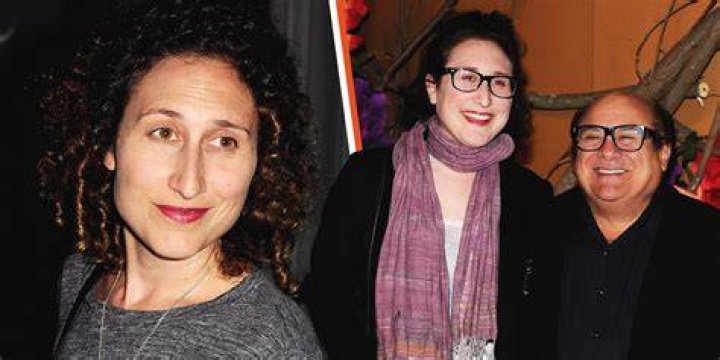 Grace Fan DeVito — A Look inside the Life of Danny DeVito's Daughter