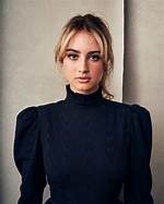 Grace Van Patten – Biography, Facts & Life Story