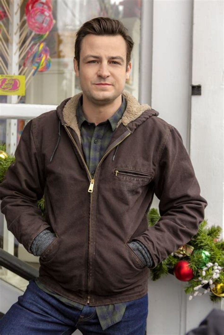 Hallmark Channel’s Tyler Hynes and Andrew Walker’s BFF Moments Their