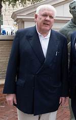Harlan Crow Death News Trending- Is He Dead or Alive?