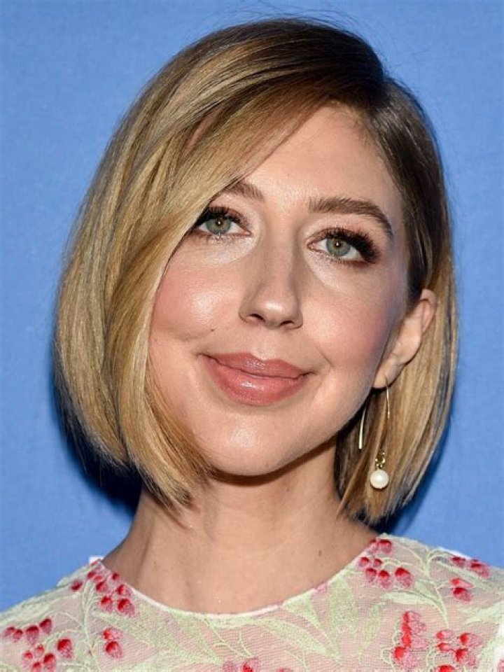 Heidi Gardner Biography, Height & Life Story Super Stars Bio
