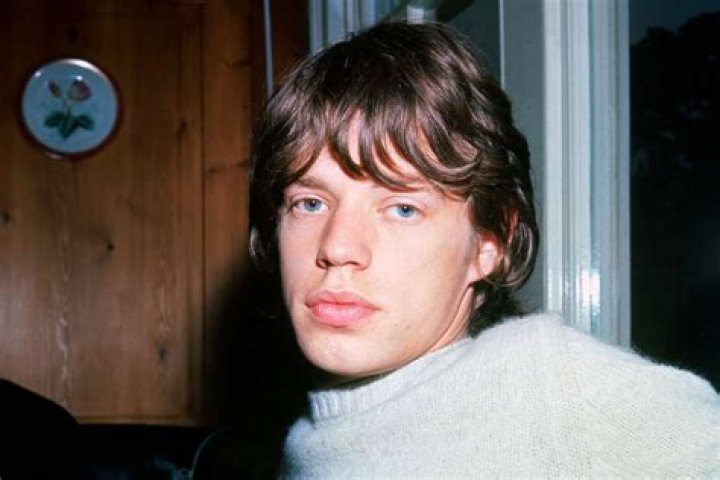 Here&rsquo;s What Mick Jagger&rsquo;s Relationship With His Brother Is Really Like