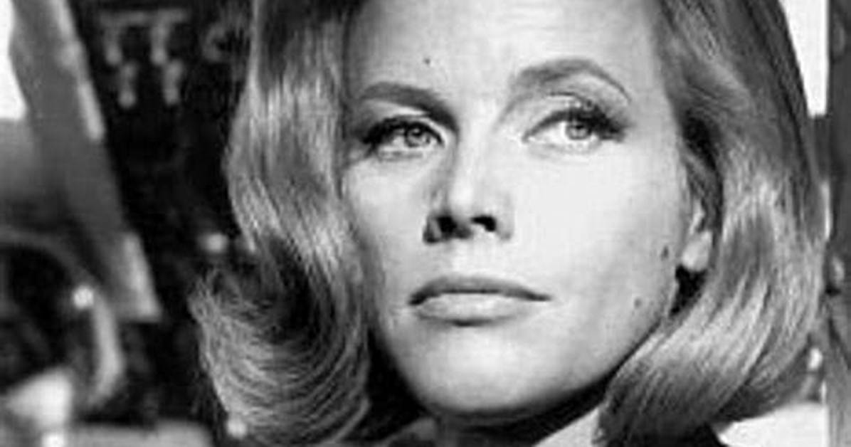 Honor Blackman – Biography, Facts & Life Story