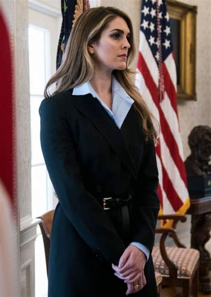 Hope Hicks Height, Age, Body Measurements, Wiki