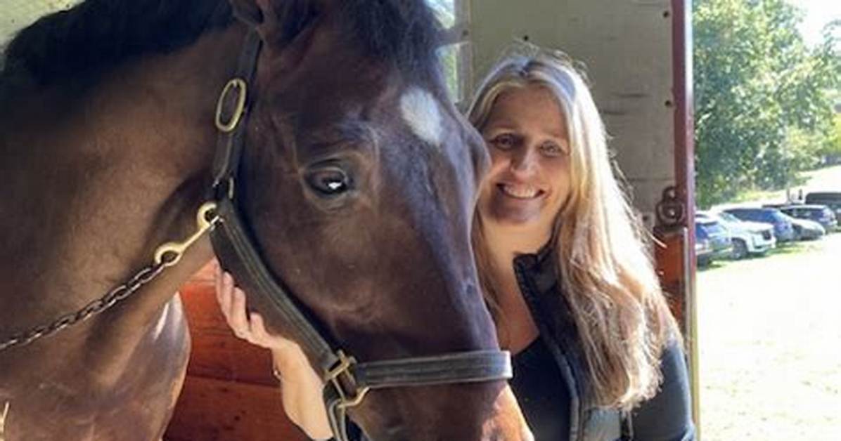 Horse Owners on Twitter Had a Lot of Questions About How Roy Moore Rode His Horse