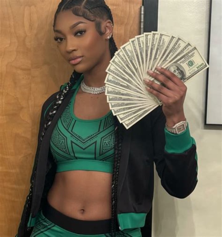 How much money does Angel Reese make? Fan Arch