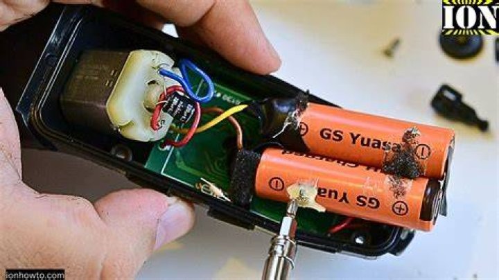 How To Replace Batteries In Simplisafe Base Station Car Greek