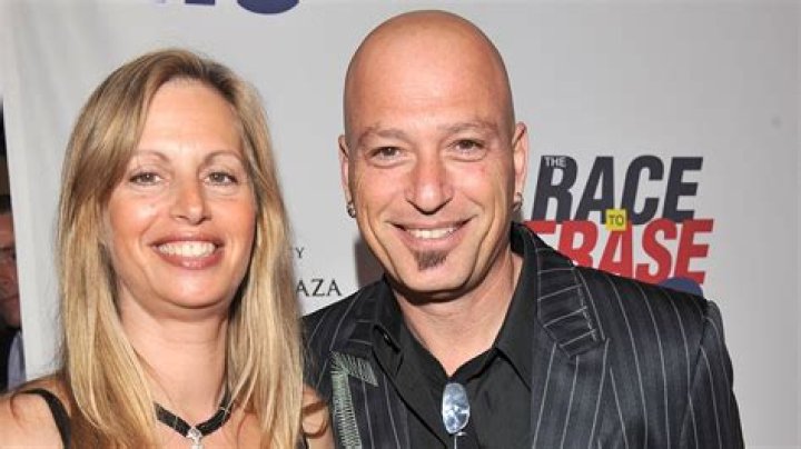 Howie Mandel&rsquo;s wife issued him ultimatum after making family&rsquo;s life