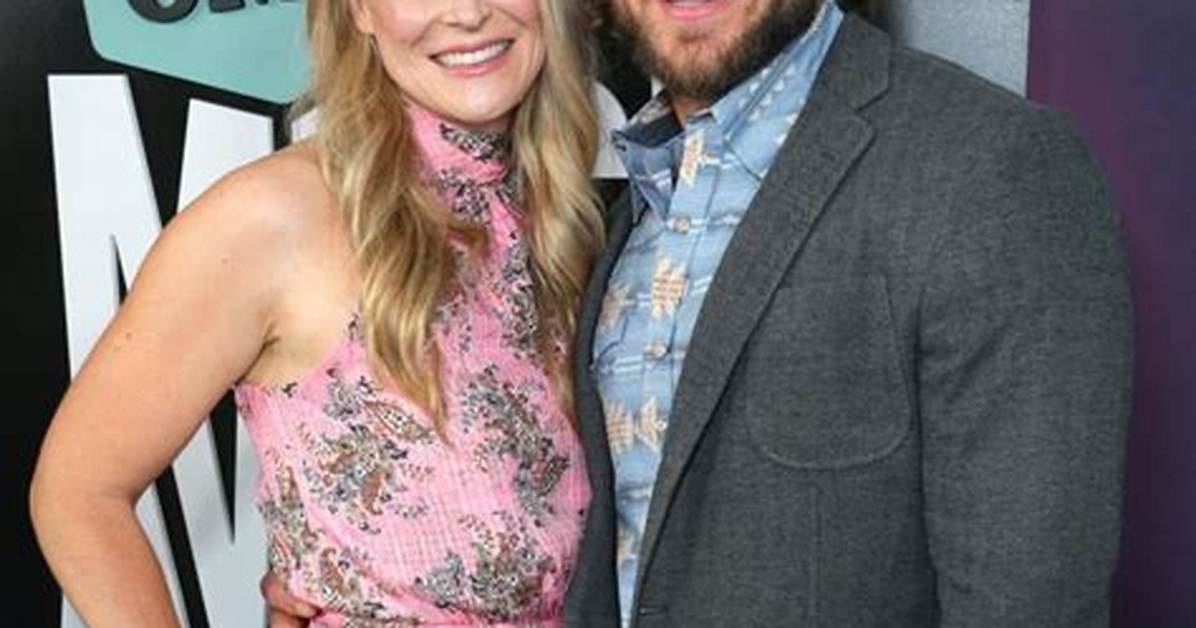 Info on ‘Fire Country’ Star’s Marriage