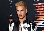 Is Brad Mondo Currently Dating? Asks for Dating Advice on Instagram
