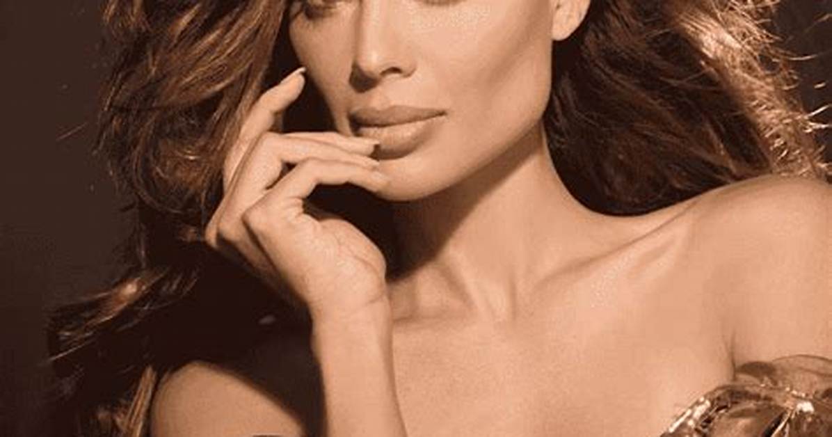 Is Camila Avella Trans? Gender