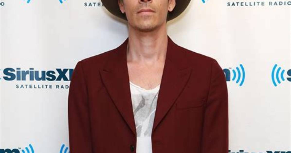 Is Incubus Frontman Brandon Boyd Dating ‘Starz’ Actress Sarah Hay?