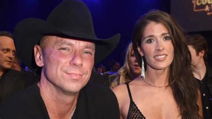 Is Kenny Chesney Married With Kids? Inside His Family Life