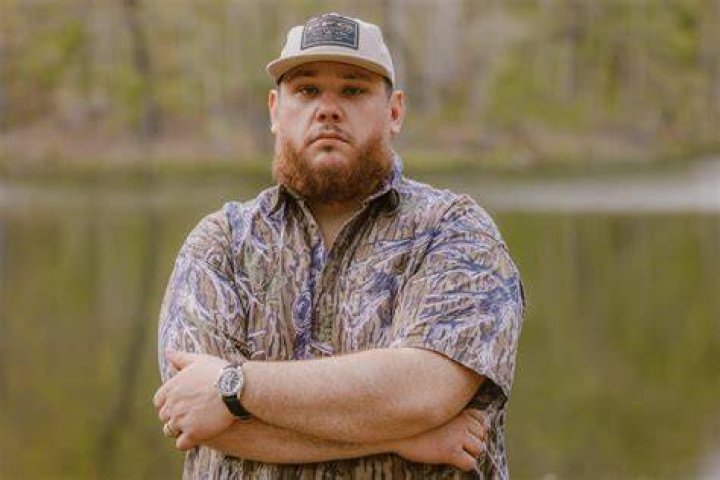 Is Luke Combs' Father A Veteran? Uncovering The Military Connection