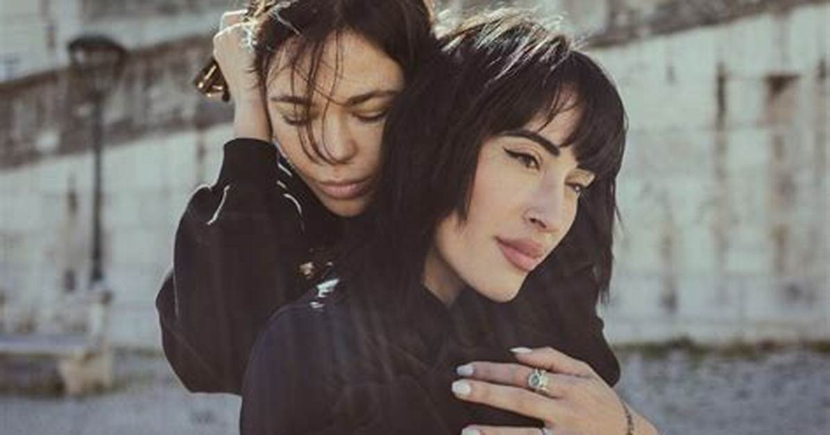 Is Nina Kraviz Lesbian? Boyfriend 2023 and Sexuality