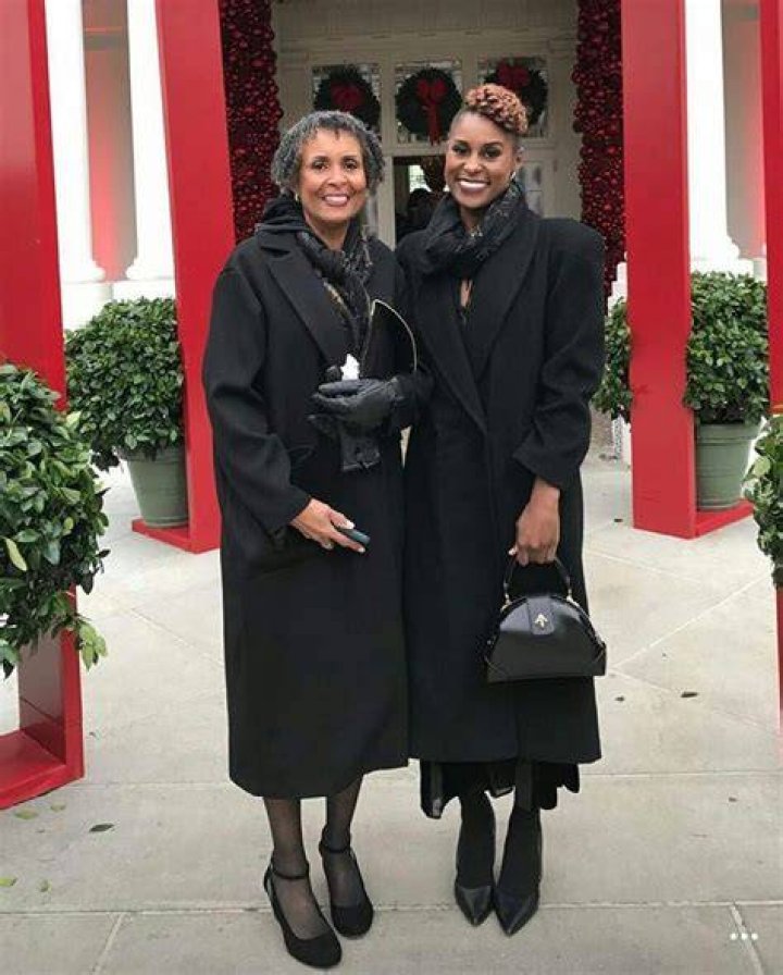 Issa Rae and her Mother r/blackladies