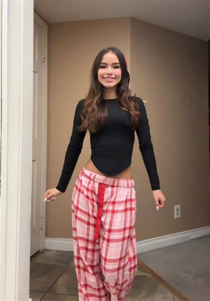 🦄 iwantacinnamonroll Chloe Marquez TikTok