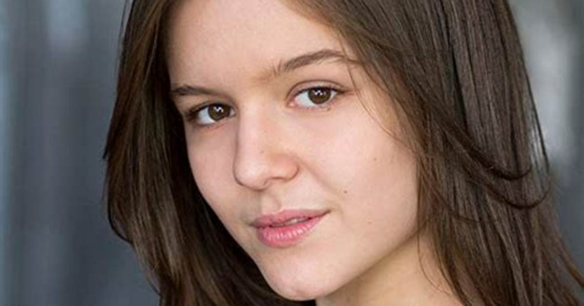 Izabela Vidovic – Biography, Facts & Life Story