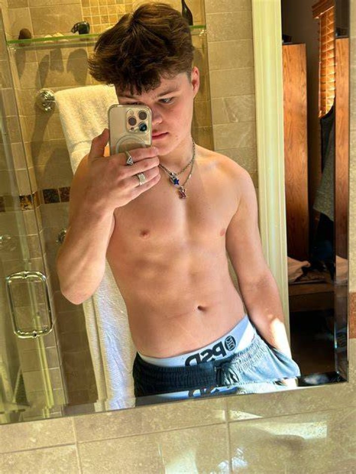 Jack Doherty Free 0F🤫😈 on Twitter "RT Gwen26139009 Rt to help us