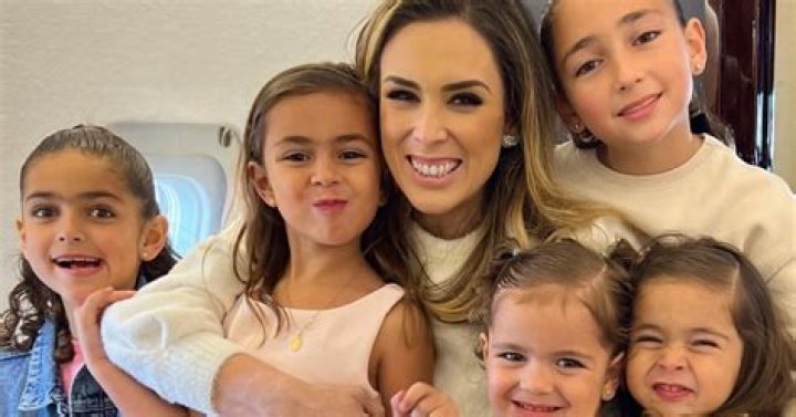 Jacky Bracamontes espera su sexto hijo?! E! Online Latino MX