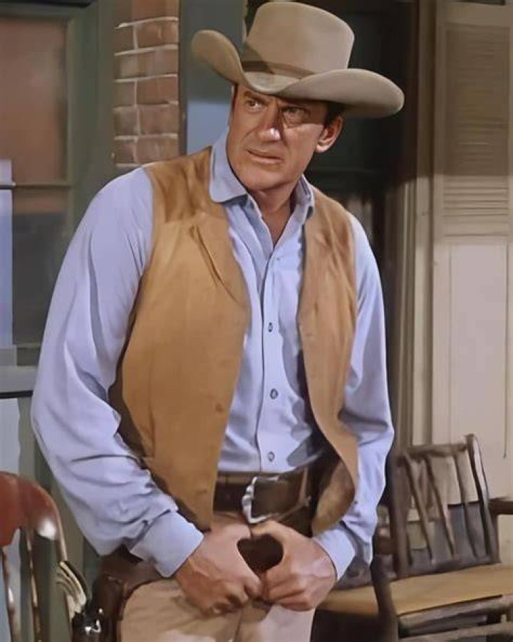 James Arness, Marshal on &lsquo;Gunsmoke,&rsquo; Dies at 88 The New York Times