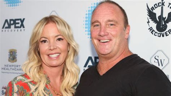 Jay Mohr at Meyer announced, canceled in 24 hours