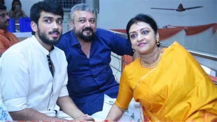 Jayaram Parvathy Family Photos