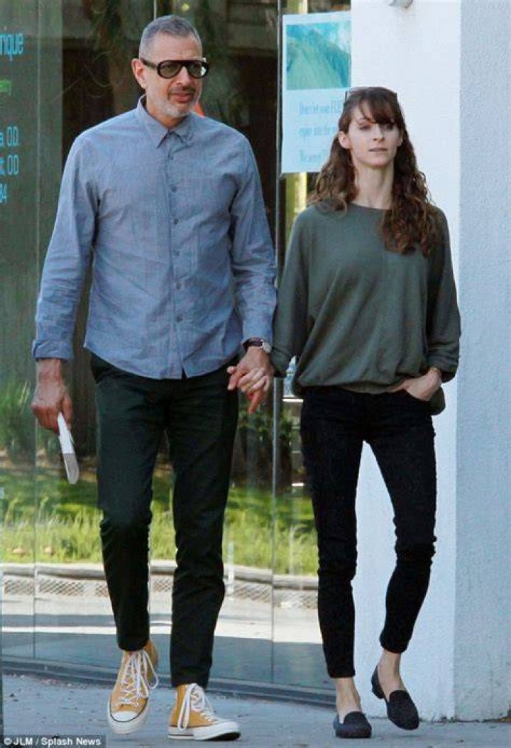 Jeff Goldblum, 61, holds hands with 31yearold girlfriend Emilie