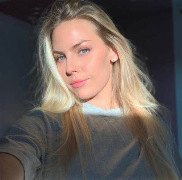 Jenna Lee (Model) Bio, Wiki, Age, Height, Biography, Family, Details, Info