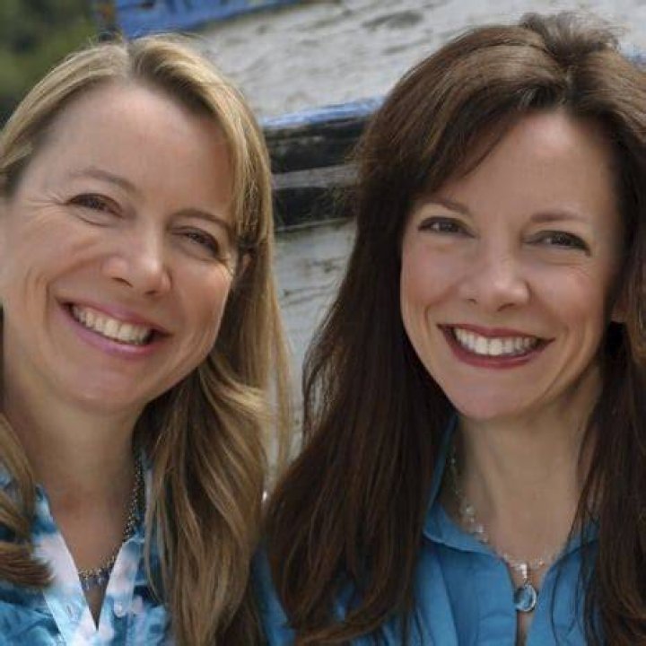 Jennifer and Kitty O'Neil, The O'Neil Sisters Running With Sisters