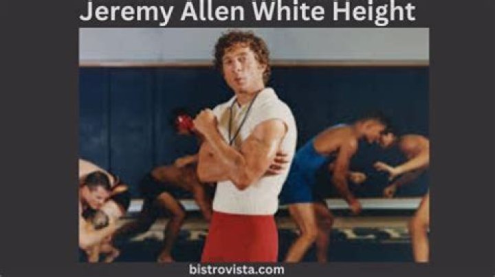 Jeremy Allen White Weight Height Ethnicity Hair Color
