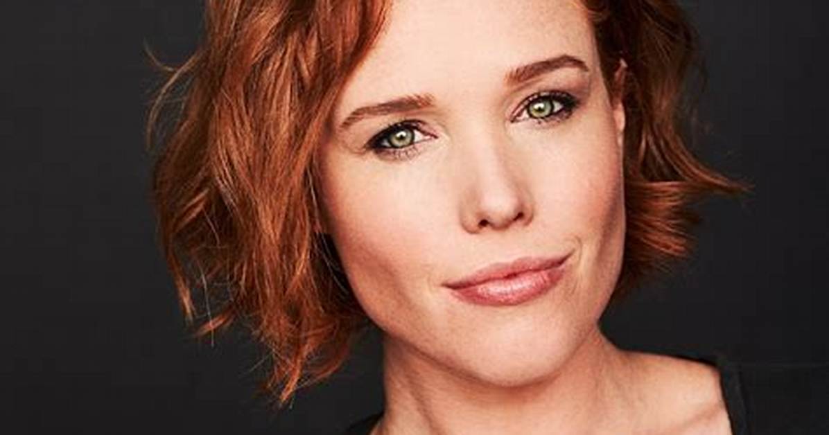 Jessica Keenan Wynn Height