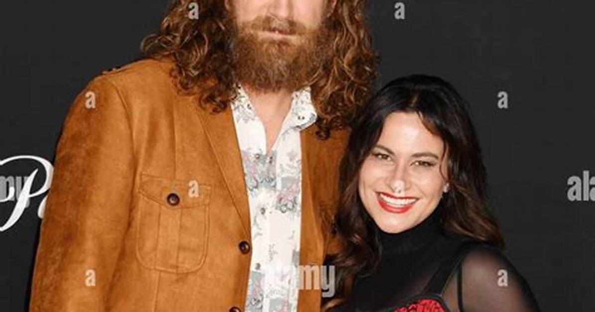 Jessie Mclaughlin: Truth About Rhett James Mclaughlin’s Wife