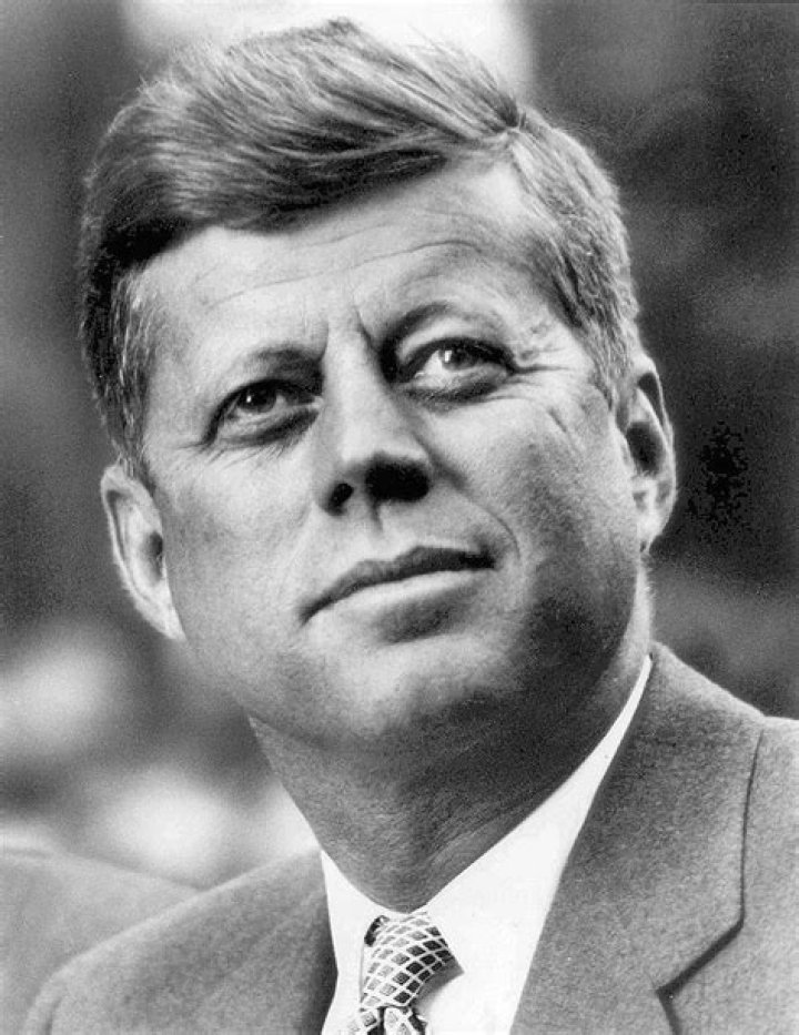 JFK's grandson slams RFK Jr. as "an embarrassment" and endorses Joe