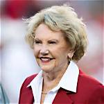 Johnelle Hunt Net Worth – How Much Is Johnelle Hunt Worth?