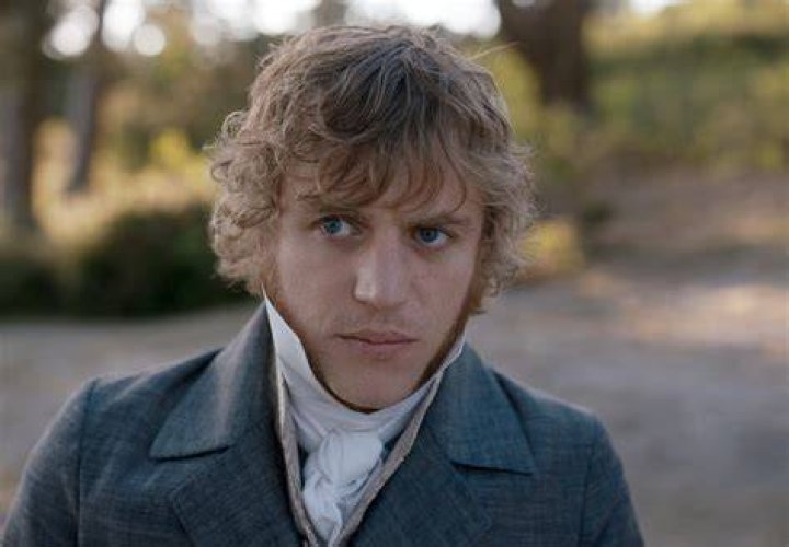 Johnny Flynn on Playing Emma&rsquo;s &lsquo;Mainsplainy&rsquo; Romantic Lead