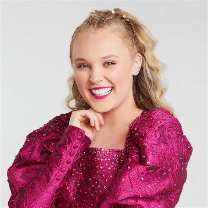 JoJo Siwa Age, Songs & Facts Biography