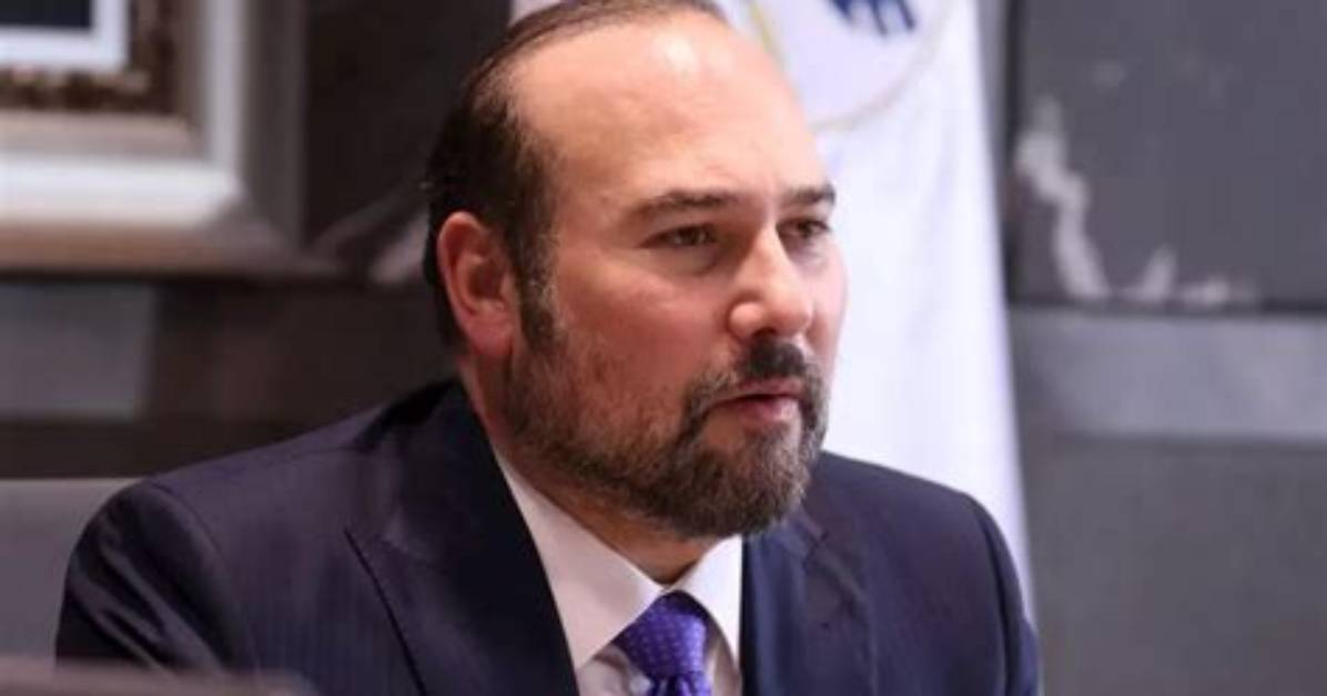 Jos%C3%A9 Arturo Salinas Garza 1200. Jpg